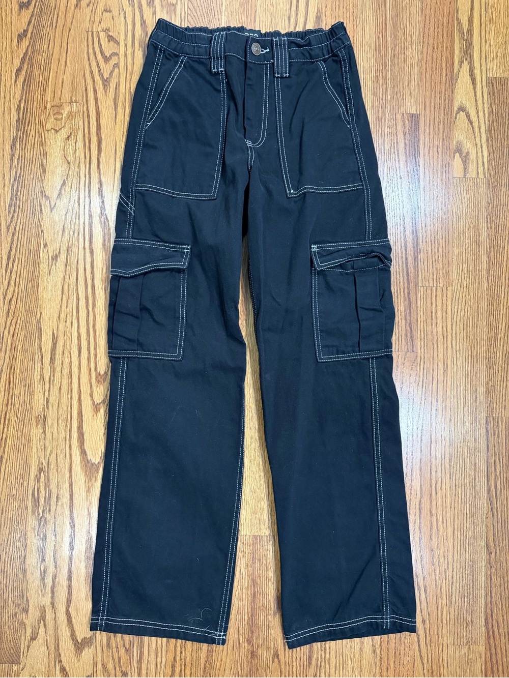 Urban Outfitters BDG Blaine High-Waisted Black Skate Cargo Pants (26)